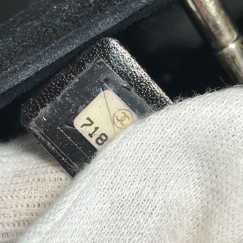 CHANEL Black Logo Tote Bag - Picture 15 of 16